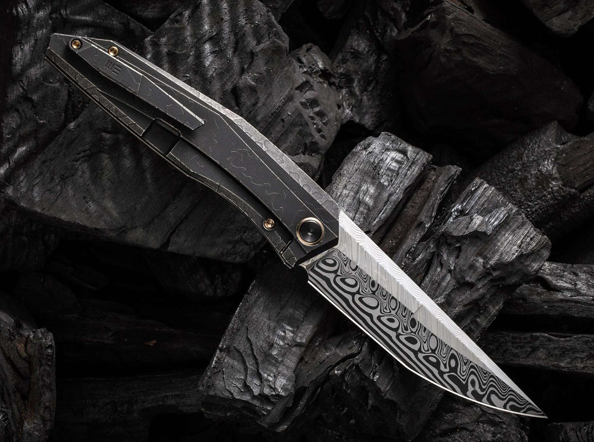 WE Knife Cybernetic Titanium Black Etching Pattern Damascus