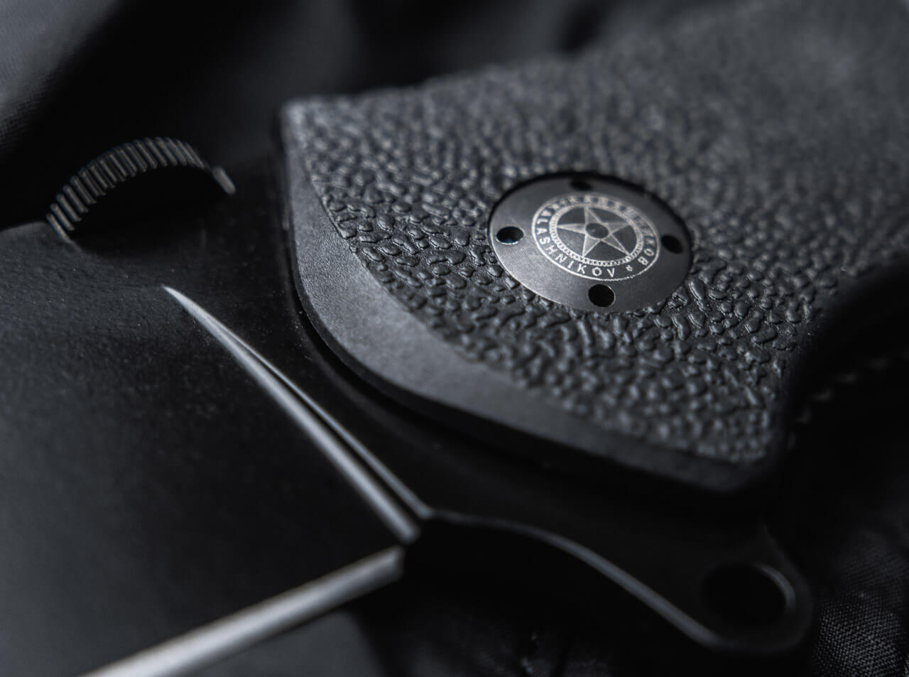 Böker Plus AK101 2.0