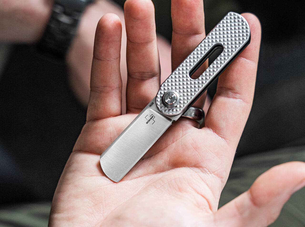 Böker Plus Ovalmoon Swivel